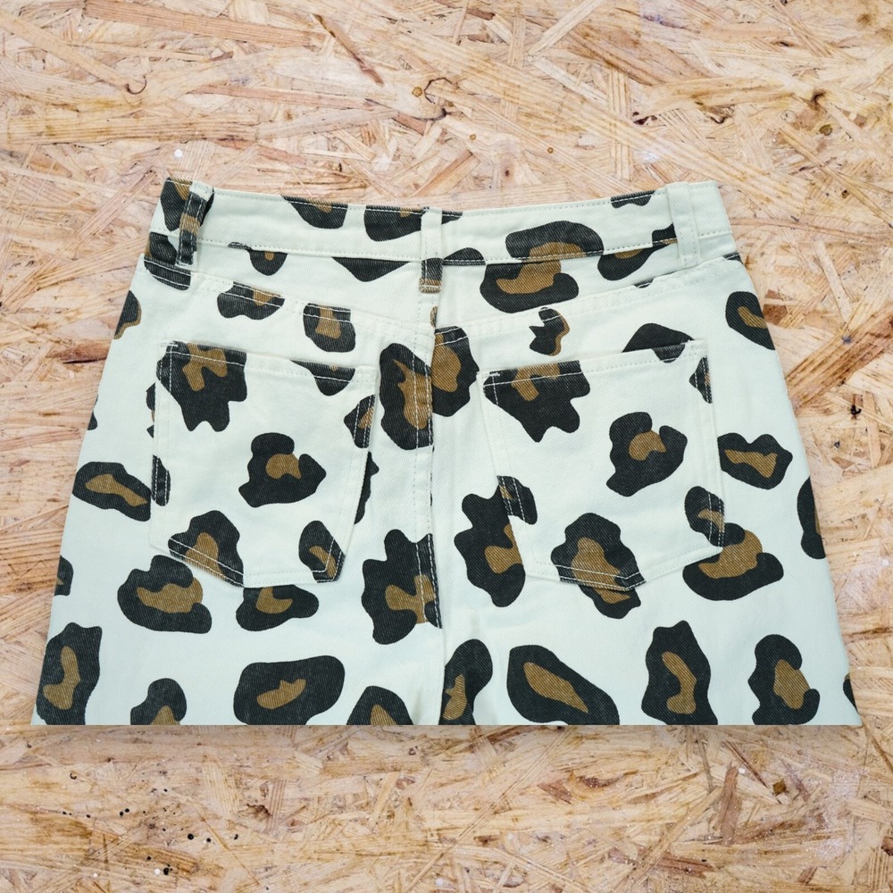 NWT Signature8 Cheetah Print Button‎ Fly Jeans Size Small Waist: 27" Cropped - Picture 6 of 7